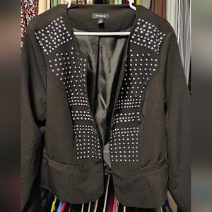 EUC Torrid Black Studded Women's Blazer Sz 2